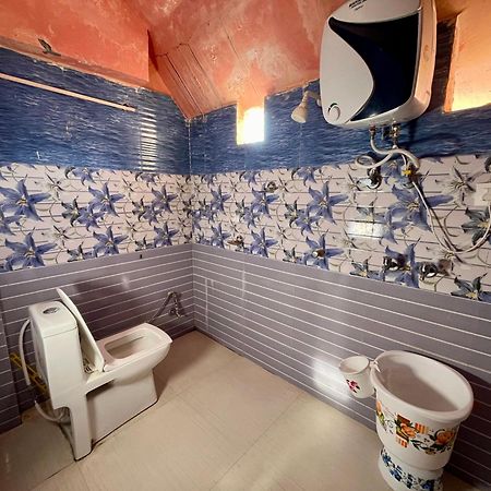 Astha Guest House Gopeshwar Екстер'єр фото