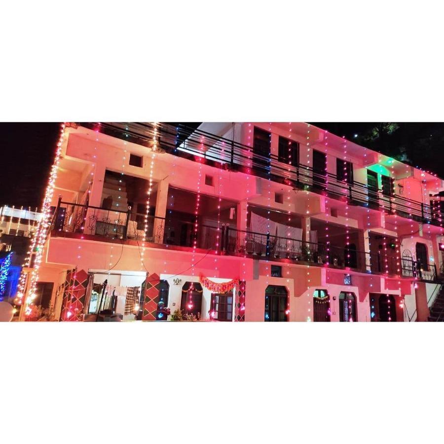 Astha Guest House Gopeshwar Екстер'єр фото