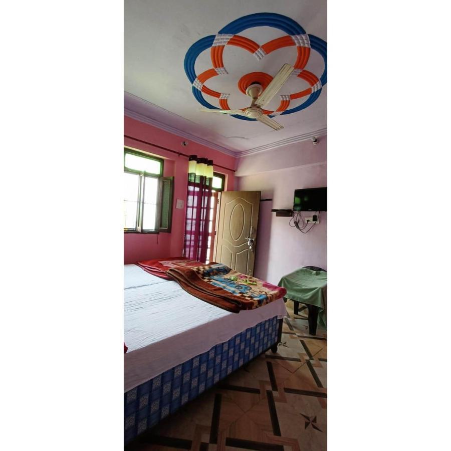 Astha Guest House Gopeshwar Екстер'єр фото