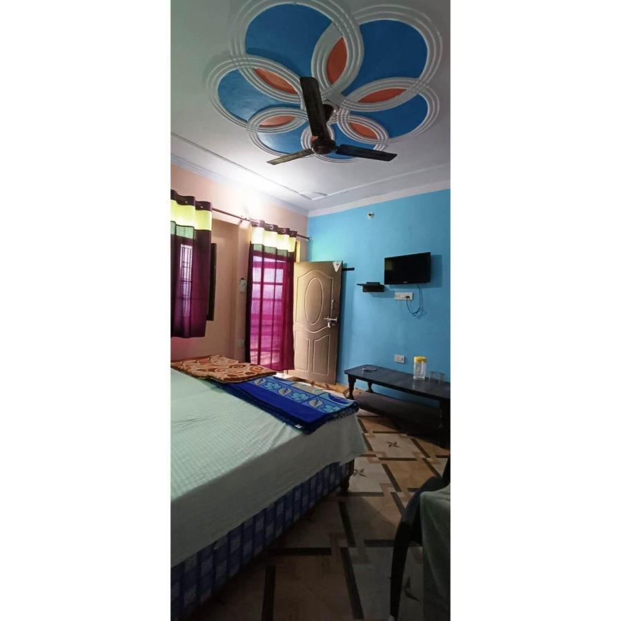 Astha Guest House Gopeshwar Екстер'єр фото
